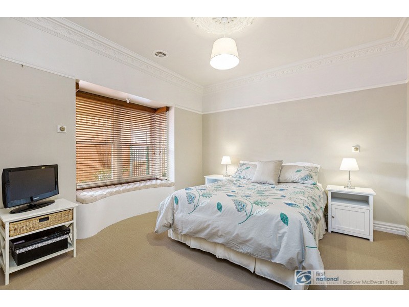 2/37 Curlew Avenue, Altona VIC 3018