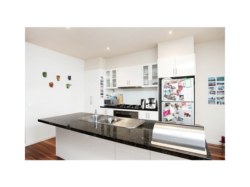 16 Millers Road, Altona VIC 3018