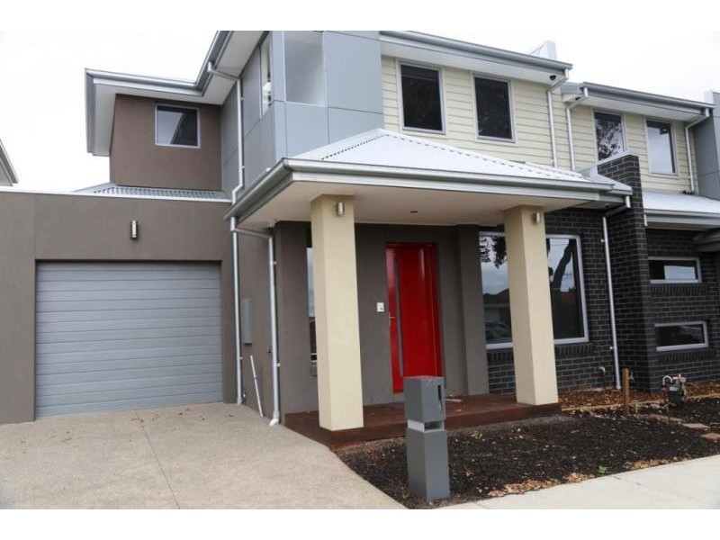 67C Grieve Parade, Altona VIC 3018