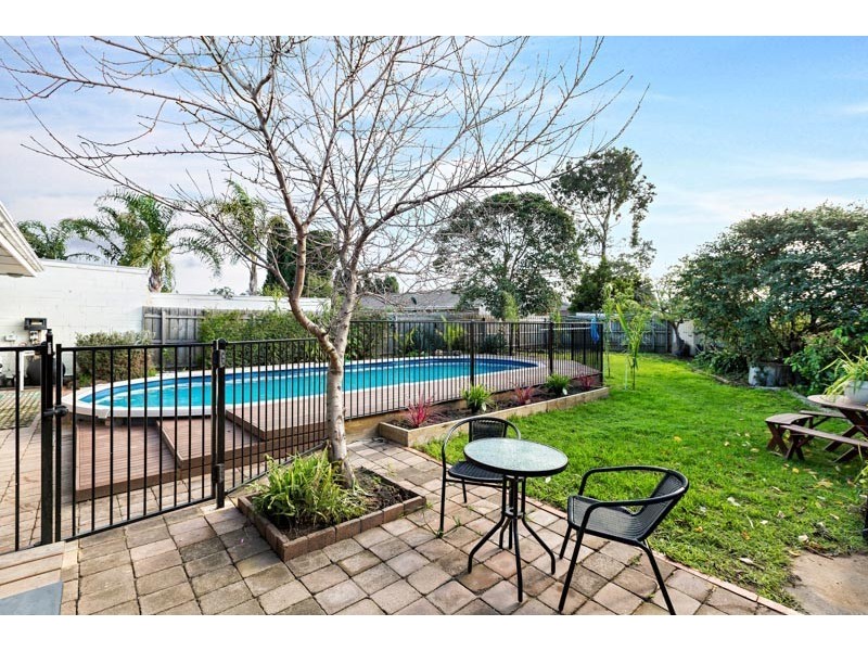 4 Robin Street, Altona VIC 3018