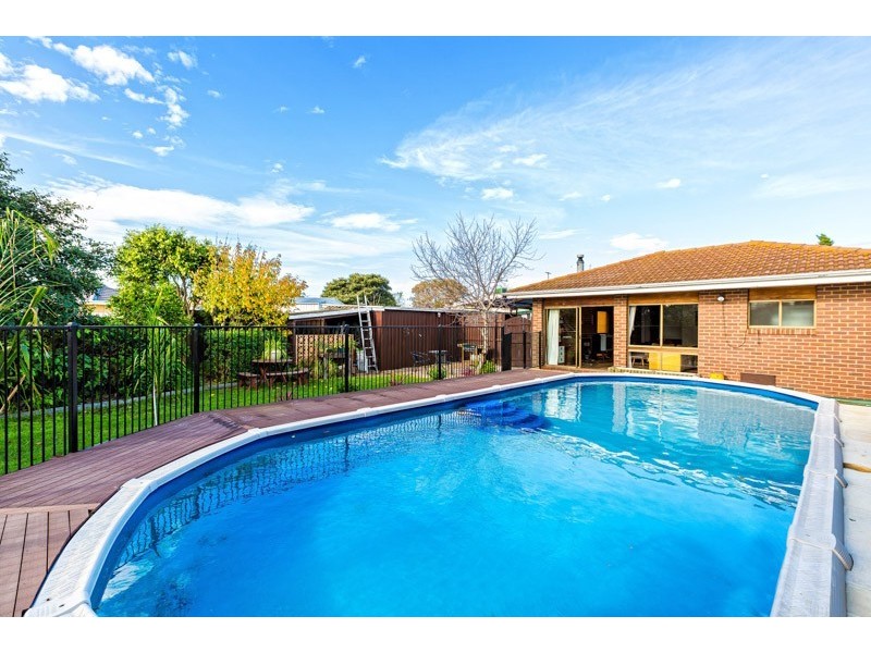 4 Robin Street, Altona VIC 3018