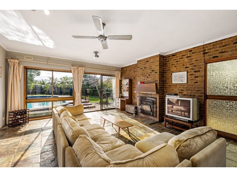 4 Robin Street, Altona VIC 3018