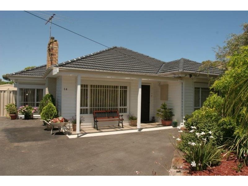 14 Akuna Street, Altona VIC 3018