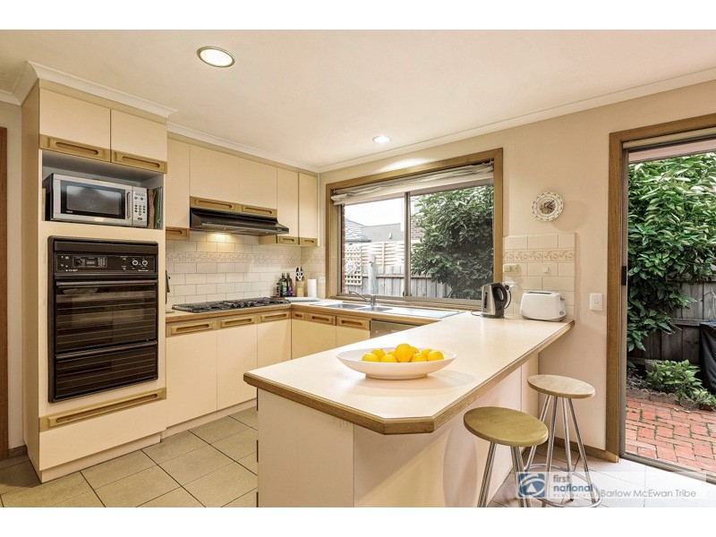 2/19 Romawi Street, Altona VIC 3018