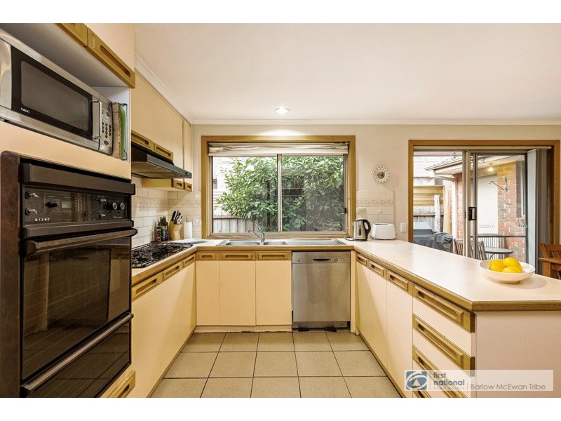 2/19 Romawi Street, Altona VIC 3018