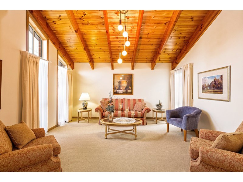 15 Nelson Avenue, Altona Meadows VIC 3028