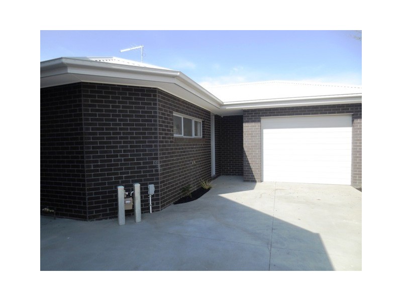 3/222 Civic Parade, Altona VIC 3018