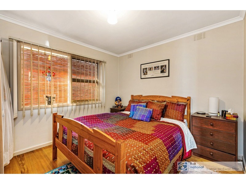 40 Brook Drive, Altona VIC 3018