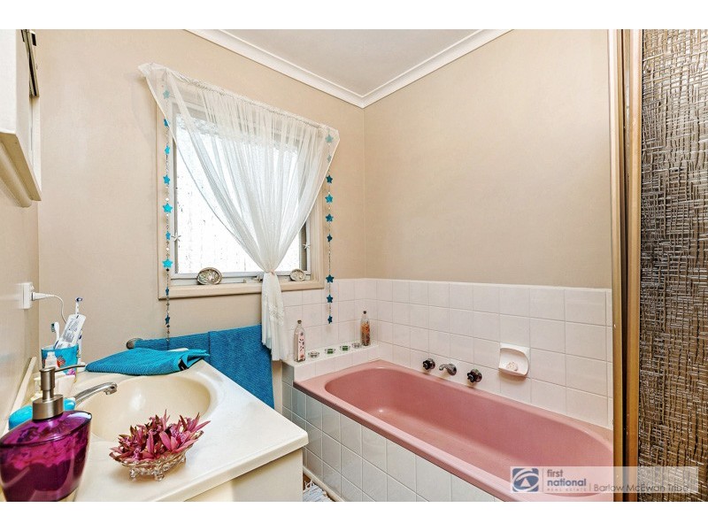 40 Brook Drive, Altona VIC 3018