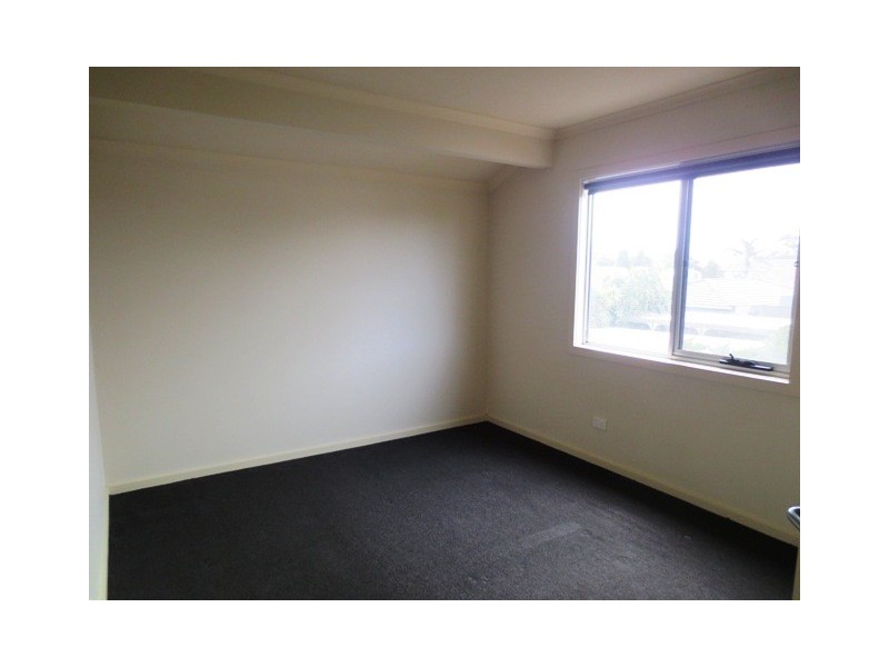 32B Rose Street, Altona VIC 3018