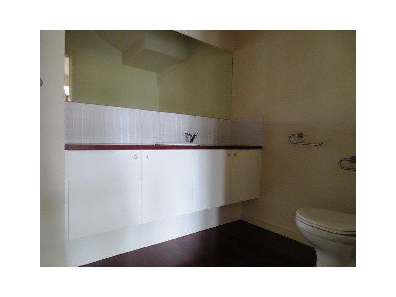 32B Rose Street, Altona VIC 3018