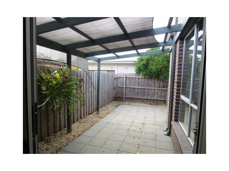 32B Rose Street, Altona VIC 3018