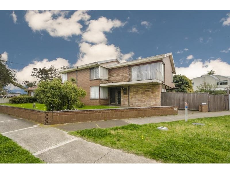 275 Esplanade, Altona VIC 3018