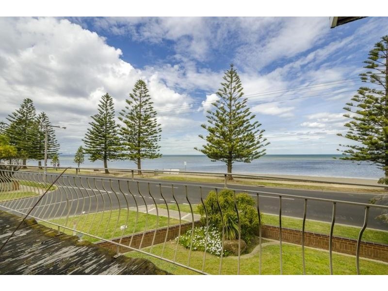 275 Esplanade, Altona VIC 3018