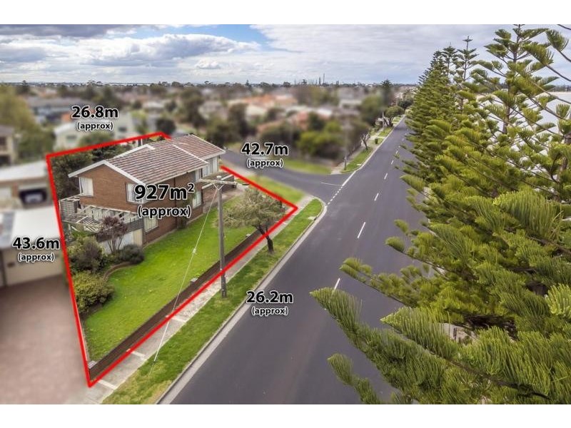 275 Esplanade, Altona VIC 3018