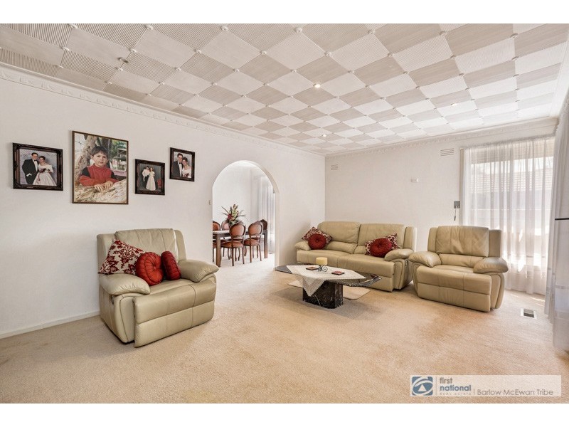 29 Bracken Grove, Altona VIC 3018