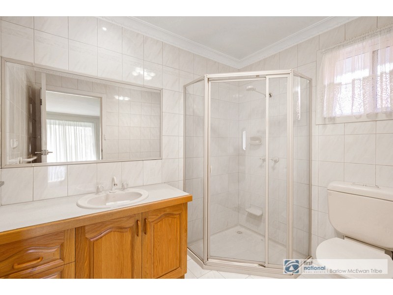 29 Bracken Grove, Altona VIC 3018