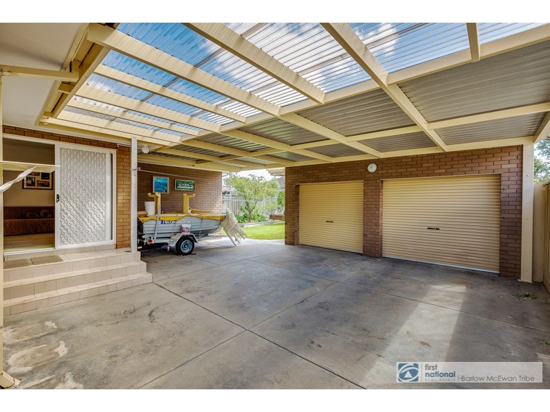 29 Bracken Grove, Altona VIC 3018