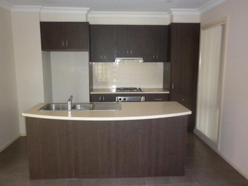 2B James Avenue, Seaholme VIC 3018