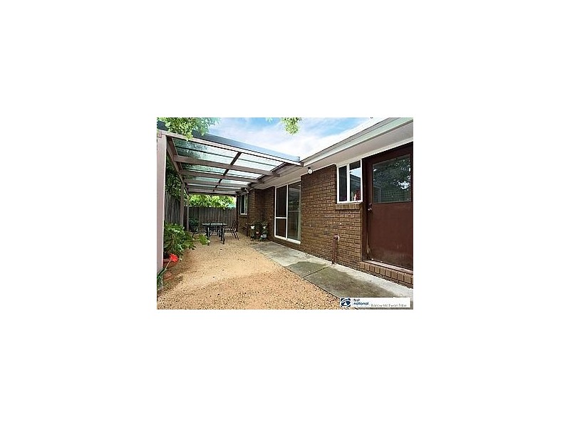 2/37 Burt Street, Altona VIC 3018