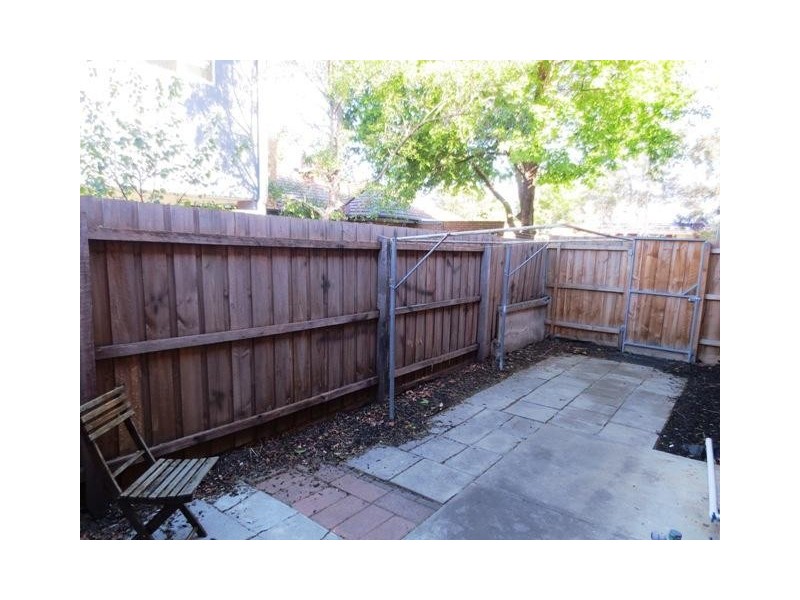 3/83 Railway Street North, Altona VIC 3018