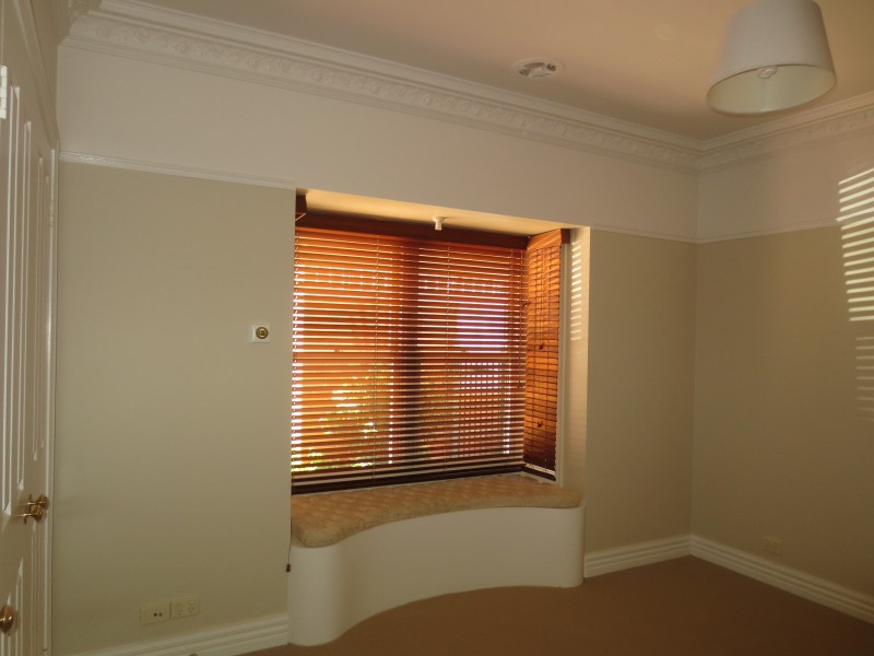 2/37 Curlew Avenue, Altona VIC 3018