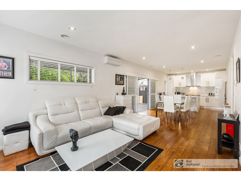 1/12 Seagull Ave, Altona VIC 3018