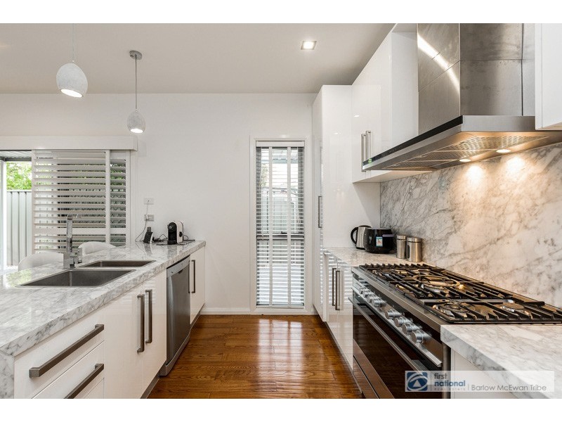 1/12 Seagull Ave, Altona VIC 3018