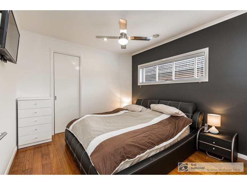 1/12 Seagull Ave, Altona VIC 3018