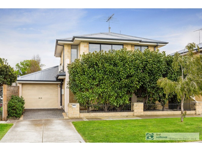49 Bayview Street, Altona VIC 3018