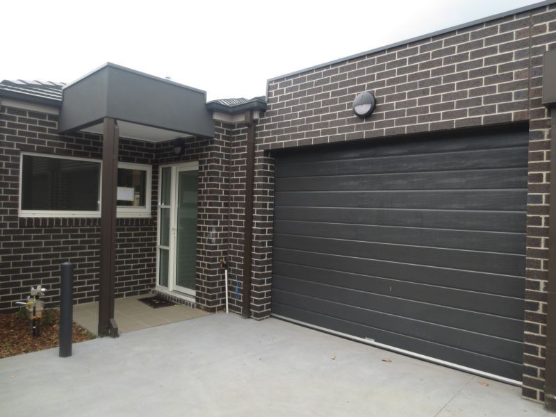 2/22 Davies Street, Altona VIC 3018