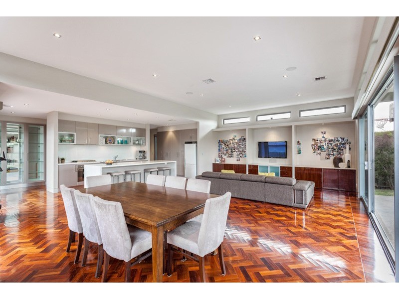 19 Waratah Street, Seaholme VIC 3018