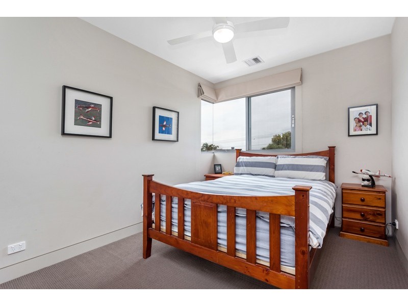 19 Waratah Street, Seaholme VIC 3018