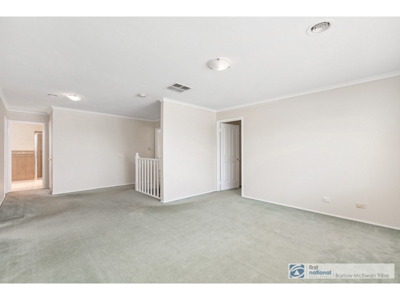 12 Ovington Place, Altona Meadows VIC 3028