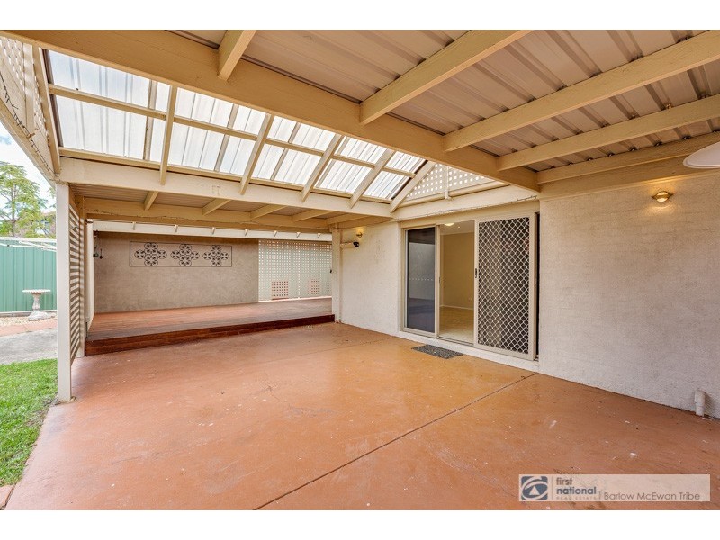12 Ovington Place, Altona Meadows VIC 3028