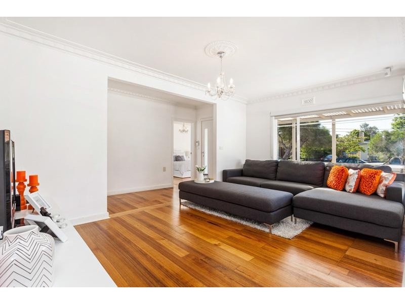 50 Bracken Grove, Altona VIC 3018