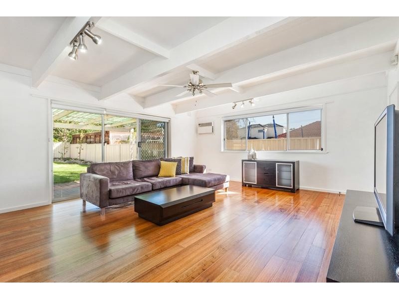 50 Bracken Grove, Altona VIC 3018
