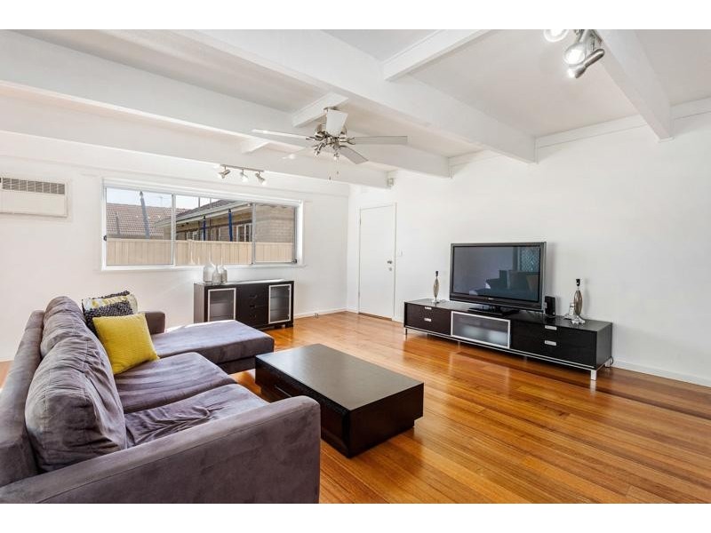 50 Bracken Grove, Altona VIC 3018