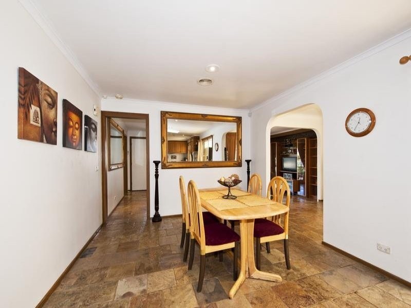 6 Beamish Court, Altona Meadows VIC 3028