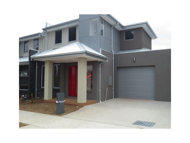 67D Grieve Parade, Altona VIC 3018