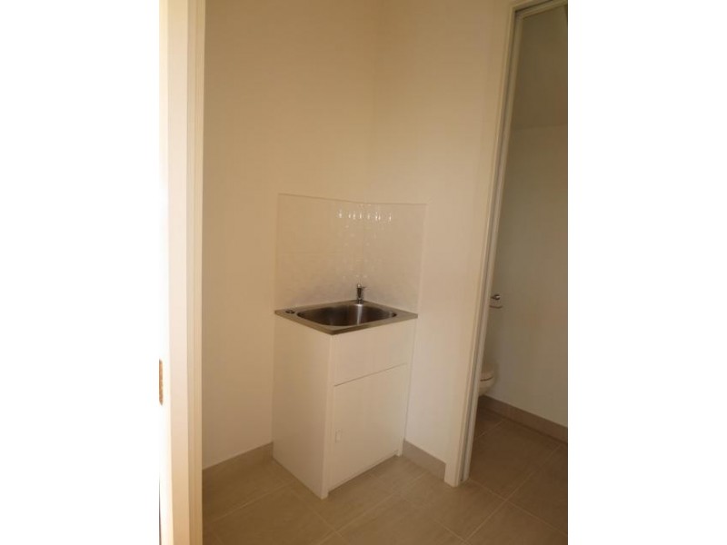 67D Grieve Parade, Altona VIC 3018