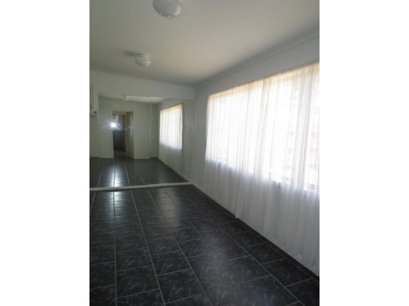 13 Delmont Avenue, Altona VIC 3018