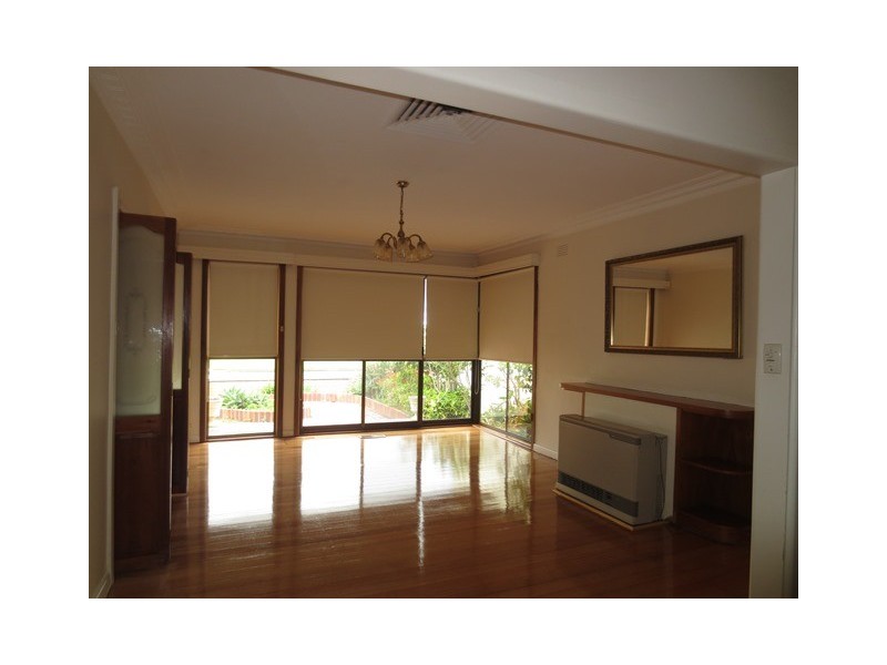 7 Beach Street, Altona VIC 3018