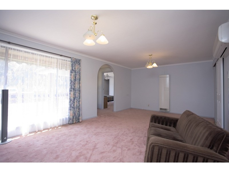 76 Grieve Parade, Altona VIC 3018