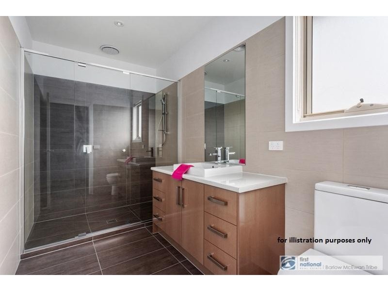 2/49 Maidstone Street, Altona VIC 3018