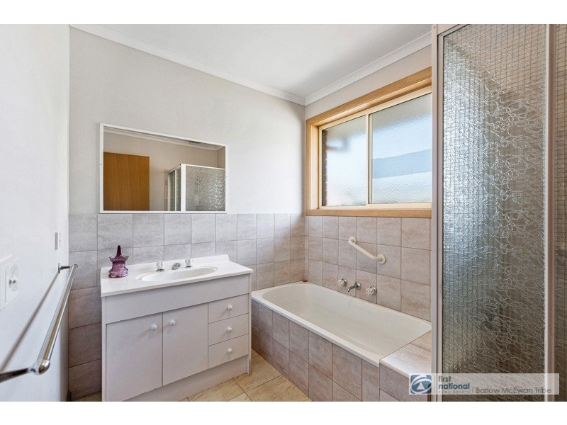 2/53 Millers Road, Altona VIC 3018