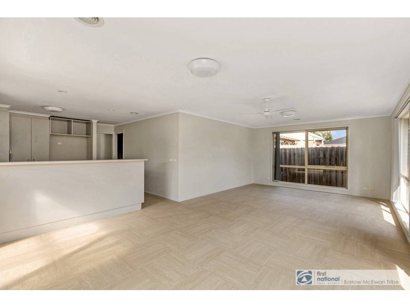 12 Spinningdale Close, Seabrook VIC 3028