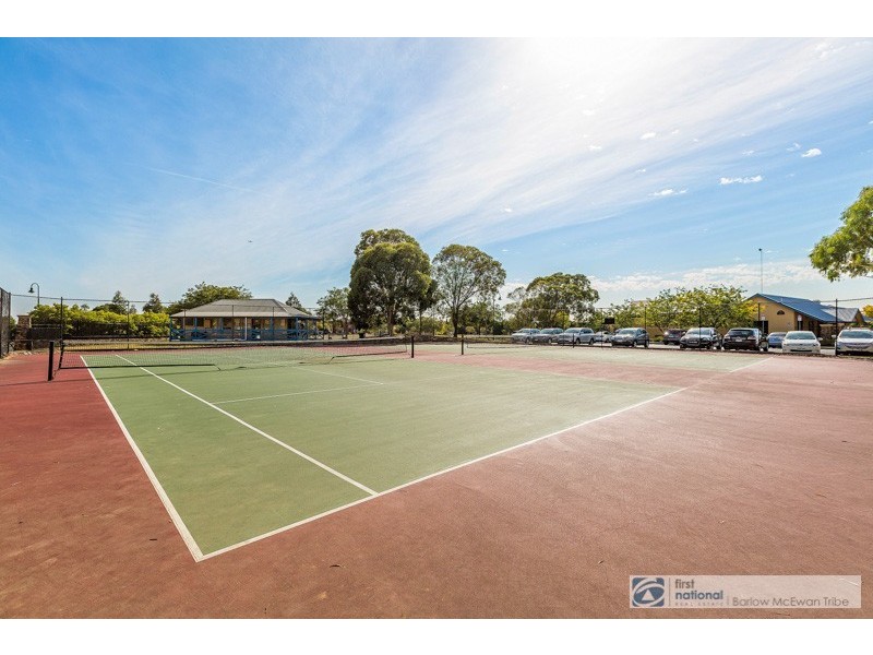 12 Spinningdale Close, Seabrook VIC 3028