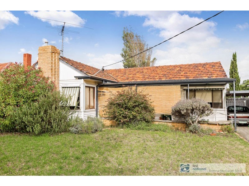 20 Seaview Crescent, Seaholme VIC 3018