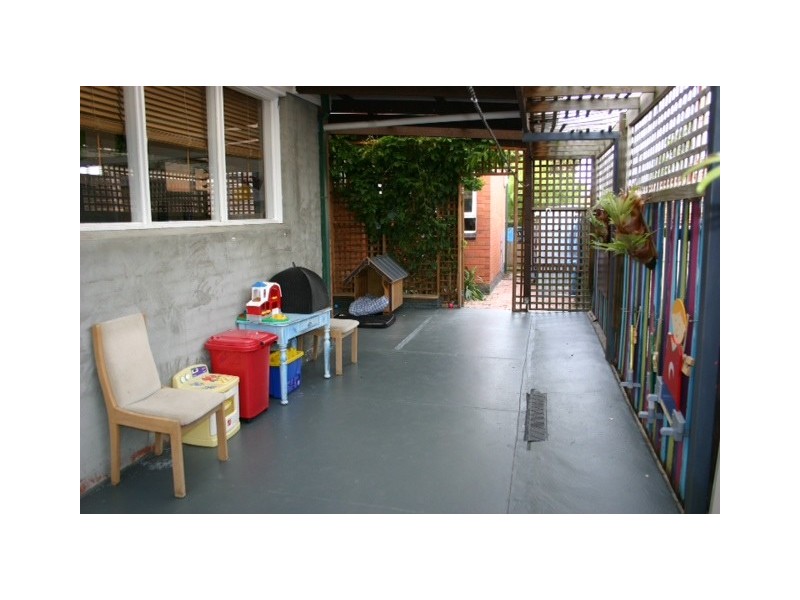 1/23 Lark Street, Altona VIC 3018